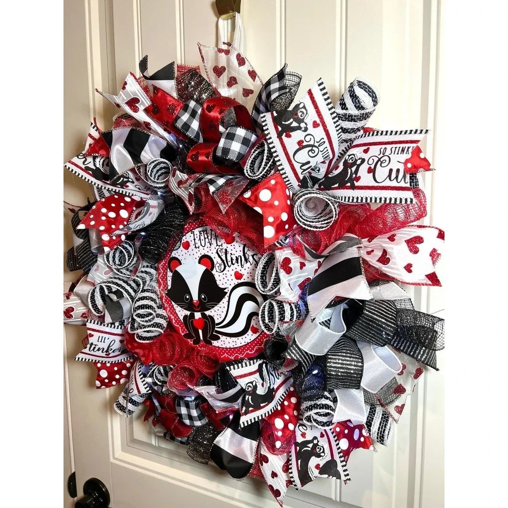 Handmade Anti Valentine’s Love Stinks Skunk Ribbon Prelit Wreath 22 ins LED